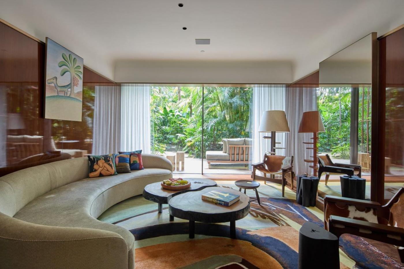 Hotel Rosewood São Paulo Extérieur photo The living room of a villa at The Oberoi, Mumbai